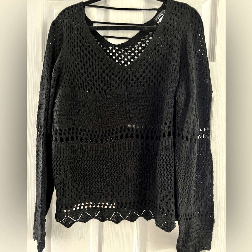 Venus crochet sweater XL